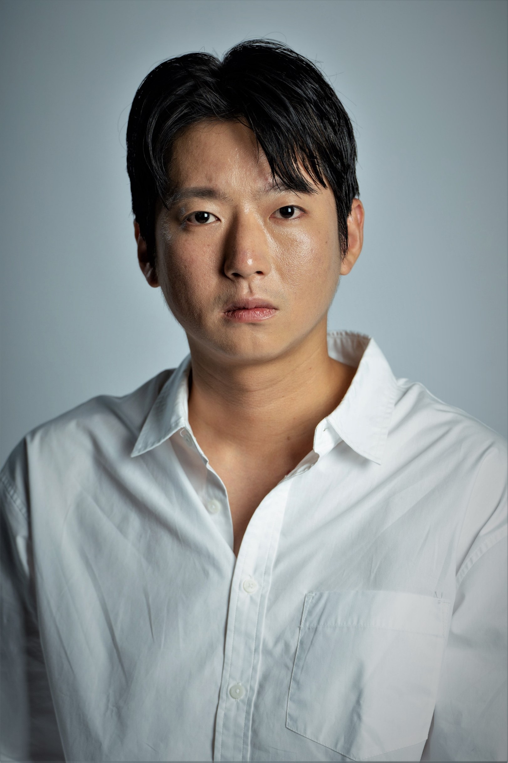 배우연기하다